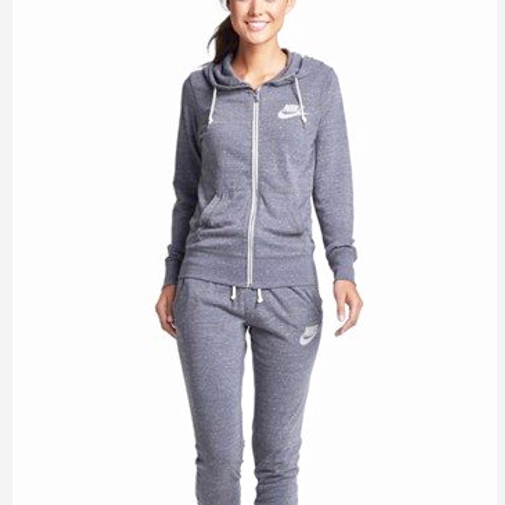 🖤NIKE ZIPPER JACKET🖤